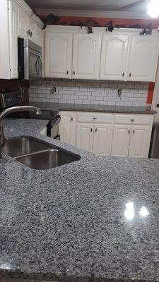 Kitchen done by Youngs Marble and granite countertop Express