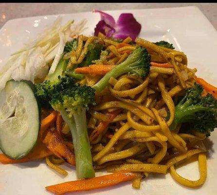 31. Vegetable Lo Mein