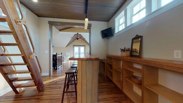 Great Wet Bar on third floor with Widows Walk access