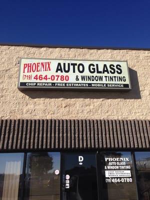 Phoenix auto glass and window tinting