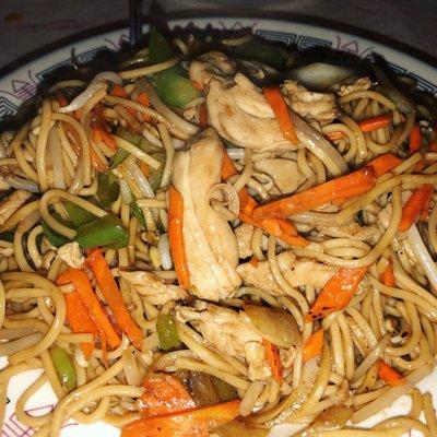 My friends I present you Lo Mein + Chicken.