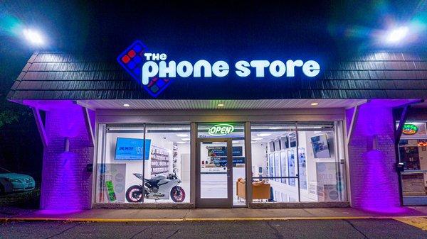 Storefront of The Phone Store in Blaine