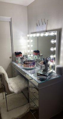 LOVE MY VANITY.. THQNK YOU J&E FURNITURE..