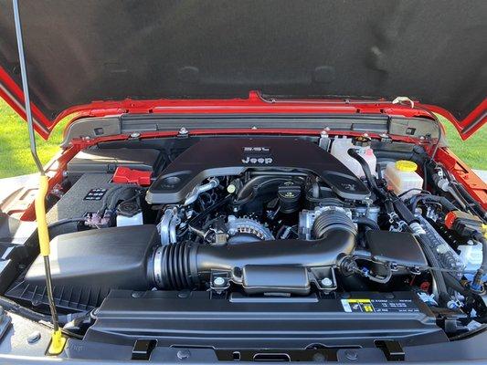 AEV Jeep Engine Bay Detail !