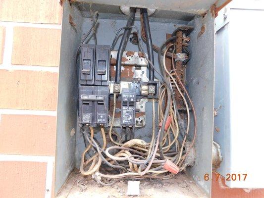 Improper Electrical wiring