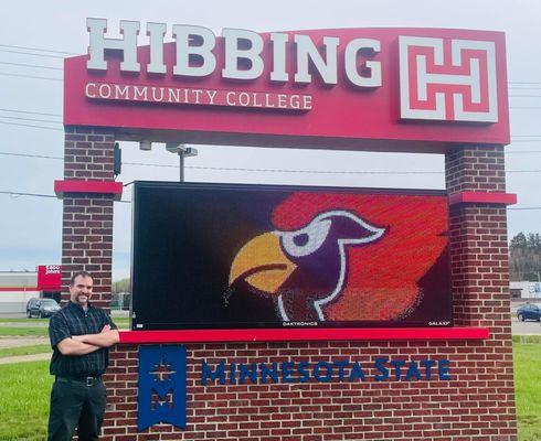 Hibbing Entrance Sign