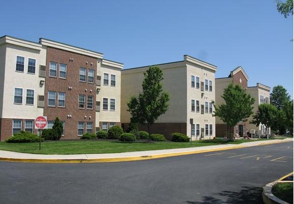 Continental Court Apartments