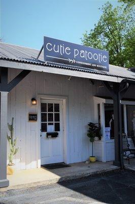 Cutie Patootie Boerne- a curated children's consignment store in the heart of Boerne