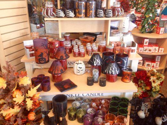 Fall/Halloween Yankee Candle selection.