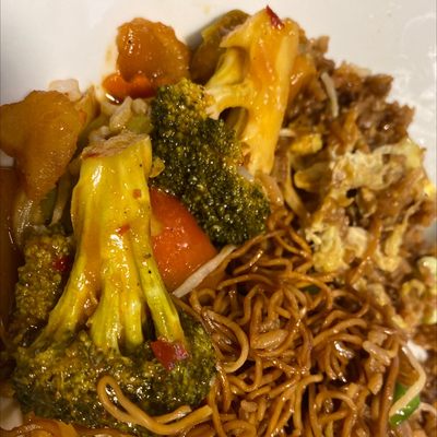 Veggies in garlic sauce, veggie lo mein and fried rice