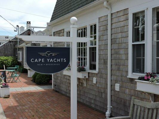 Cape Yachts located at 252 Elm Street, South Dartmouth, MA 02748