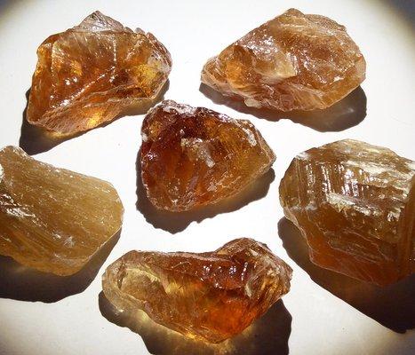 Honey calcite