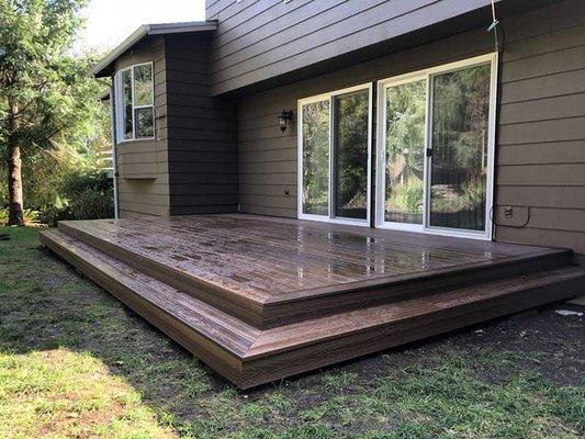 We did a demo of the pre existing deck and built this new deck for a extremely happy customer!