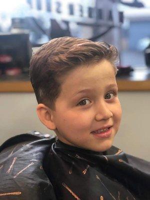 Cortes infantis. Kid`s Haircut.