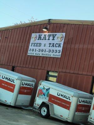 Katy feed and track in katy Texas