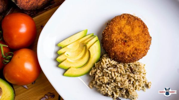 Daniel Rabbit Crab Cakes are delivered direct to your door.