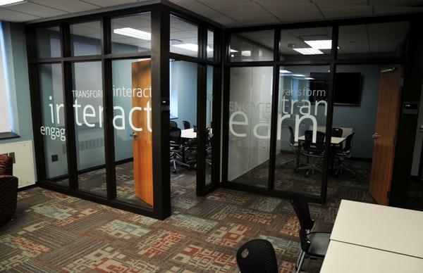 4 private group study spaces with flat panels for collaboration.