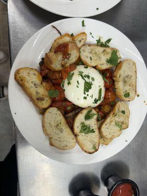 Burrata roasted Tom and Crostini bread