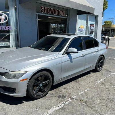 BMW 330ci after our window tint installation.