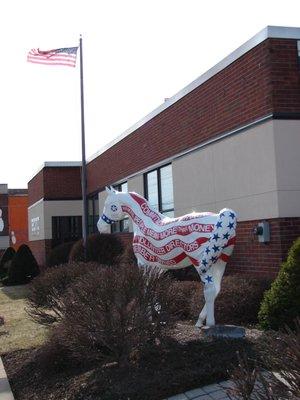 ACMG's Solvay Office "Horses on Parade" art