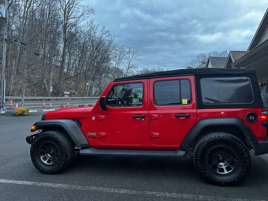 Shiny Jeep !