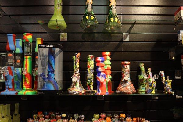 wide selection of silicon bongs