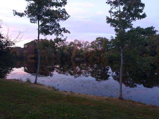 Beautiful sunset at Hobart pond.