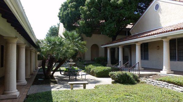 San Antonio office space for lease with a beautiful courtyard