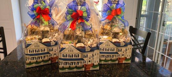 Sweet Caroline Gift Baskets