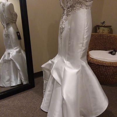 Natalia’s Alterations and Gowns