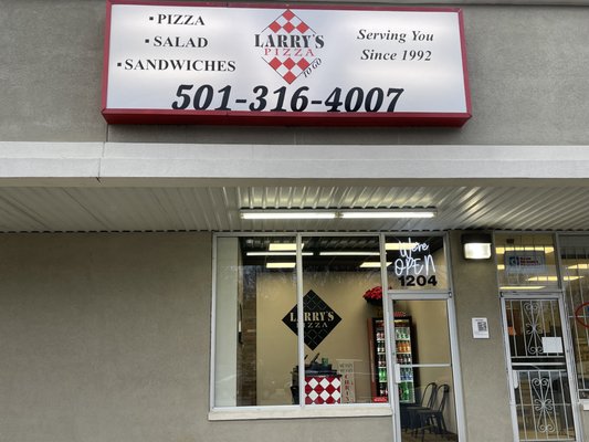 Larry's Pizza To Go