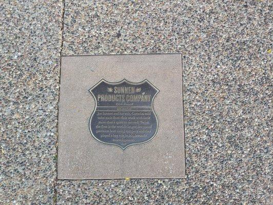 Route 66 Memorial And Tribute Plaques, Maplewood