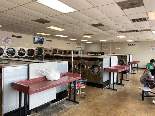 Corinth Coin Laundry