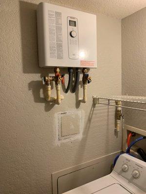 Tankless water heater