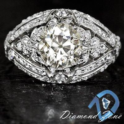 Original 1920's Art Deco ring. 2.70ct of Diamonds