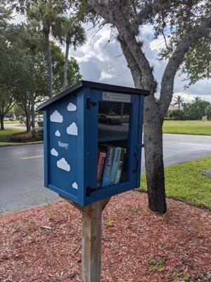 Little Free Library, 7980 Summerlin Lakes Dr, Fort Myers