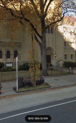 Street view of church where Actors Center classes are held.