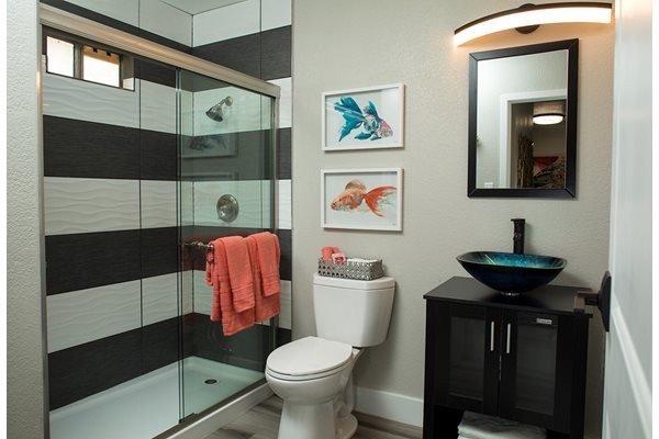 Studio Apartment Bathroom