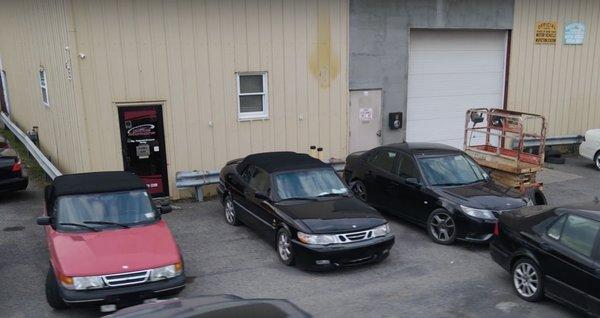 We repair and restore Saab Automobiles