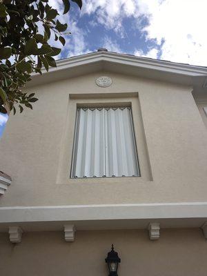 Accordion shutters