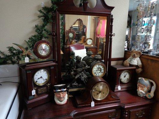 Antique Mantle Clocks from Late 1800's to Early 1900's