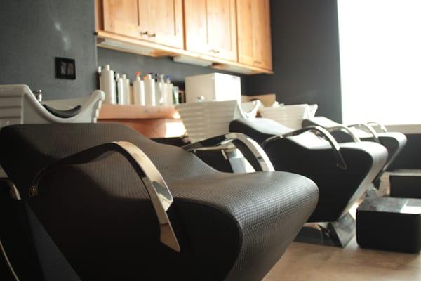 Haras Spa offer premier salon and spa services like hair, nails, hair removal, facials and massage therapy SIX DAYS A WEEK!!