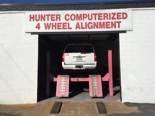 Alignment specialist