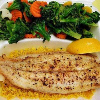 Grilled Lemon Pepper Catfish & Veggies