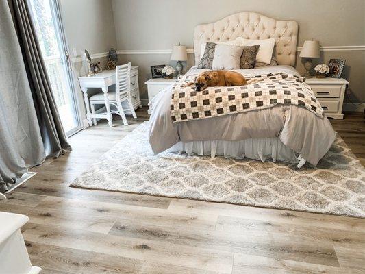 Master bedroom with vinyl metropolitan oak!