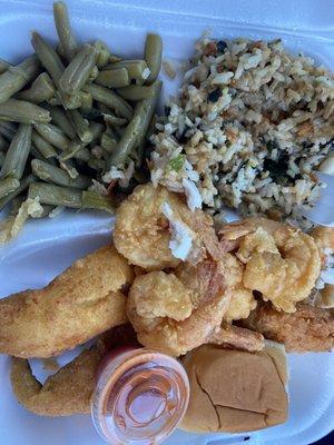 Fried fish & shrimp with rice & green beans