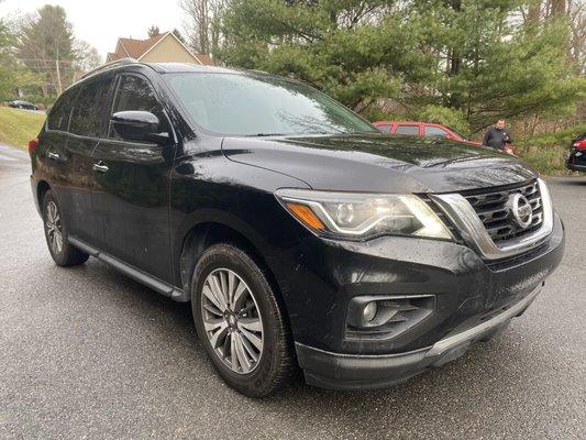 3 Row SUV 
2018 Nissan Pathfinder 49k miles
Sold within 2 Days.
Congratulations Mary