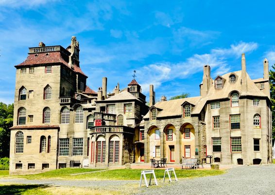 Fonthill Castle