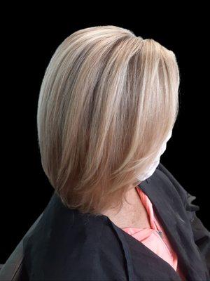 Dimensional blonde by Sheila