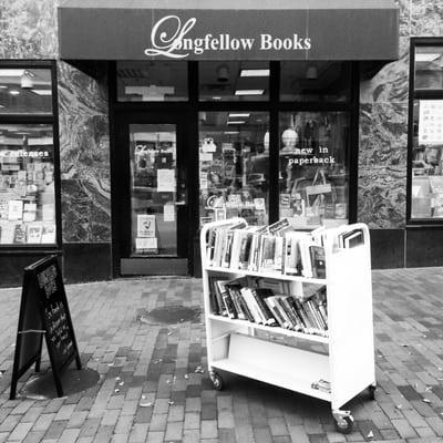 Books, Mags, gifts, & stuff Well-versed staff with local lore Don't let the cat out  #NOLA_Haiku #DownEast #BookStore #OldPort